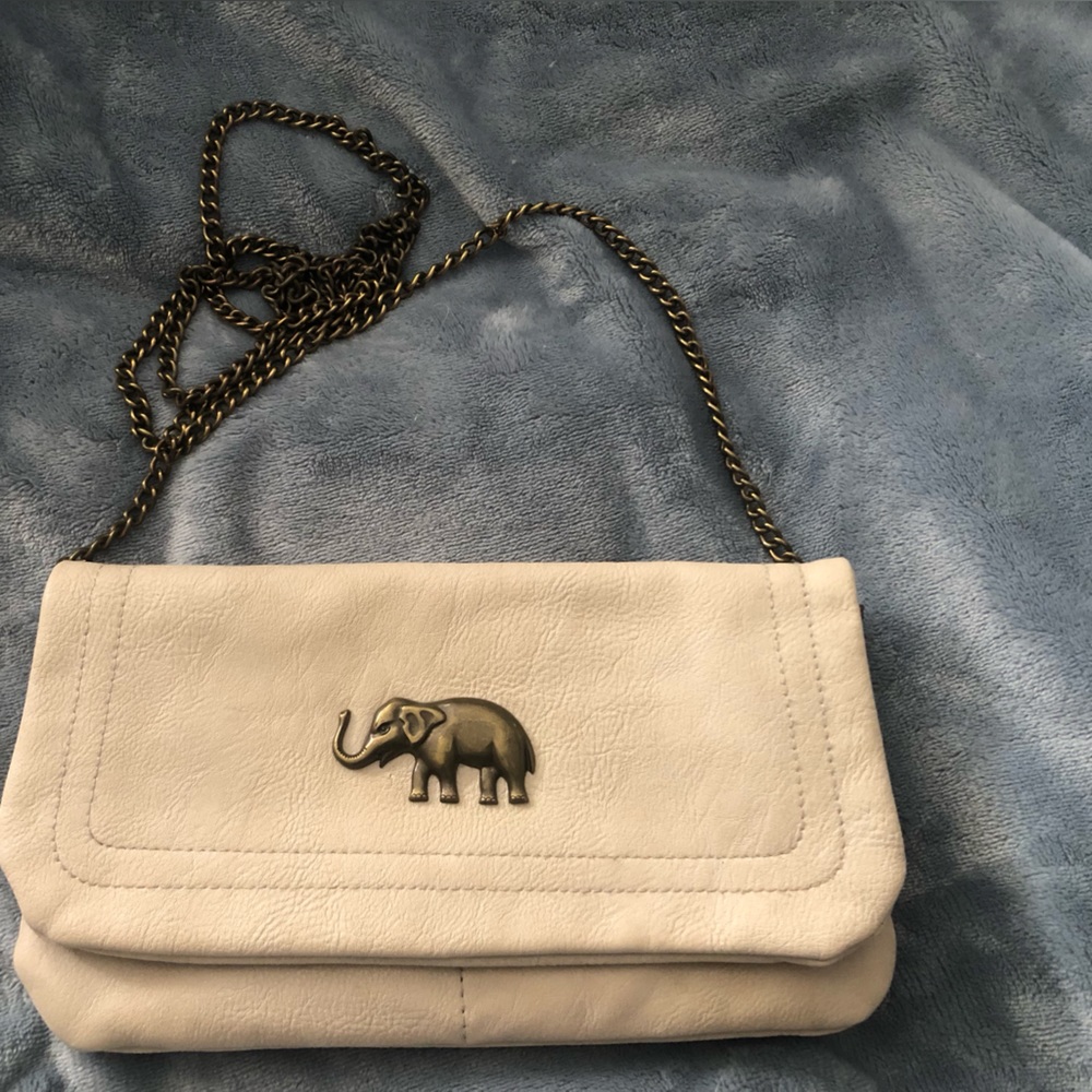 Super cute elephant purse
